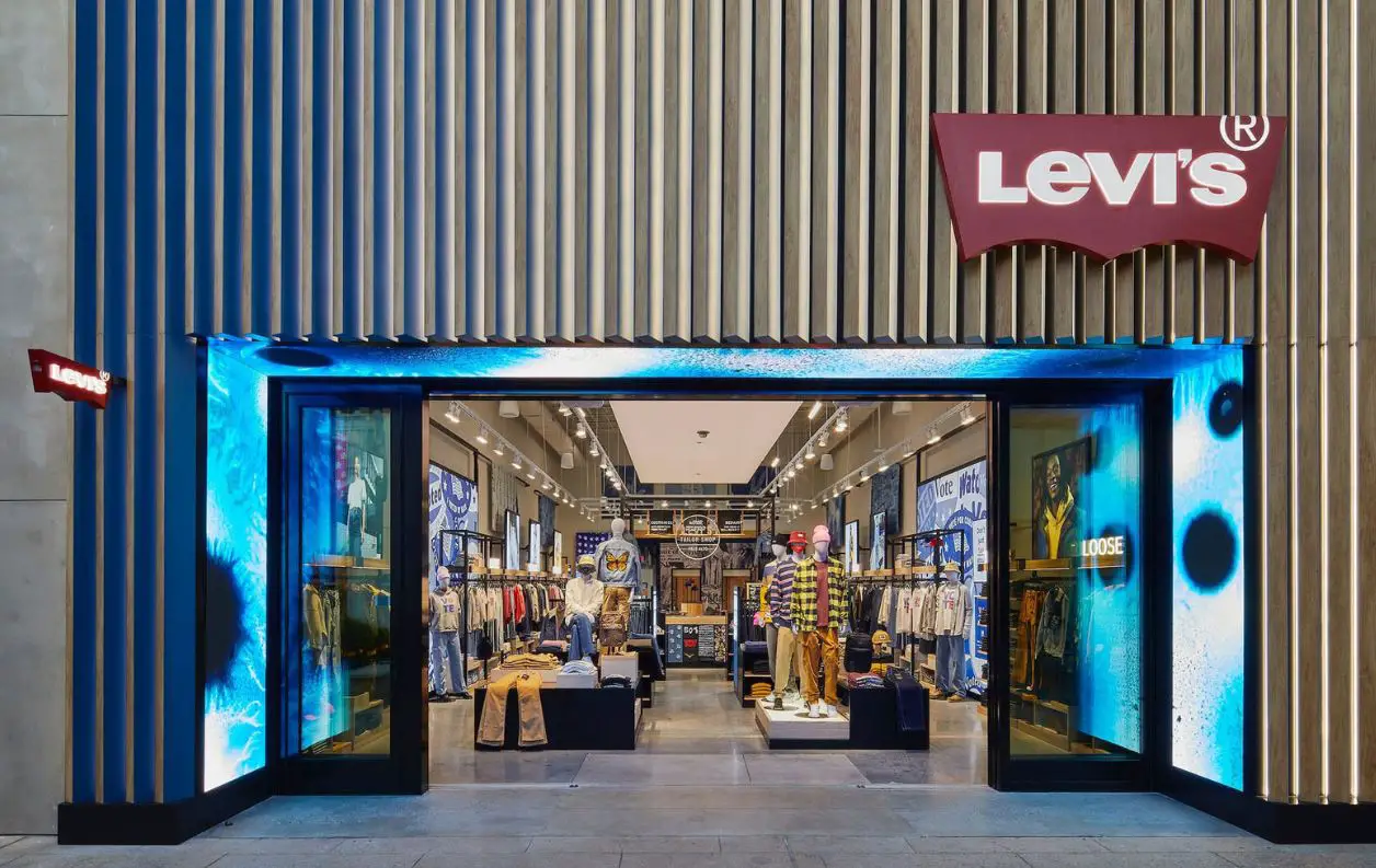Levi.com/storesurvey