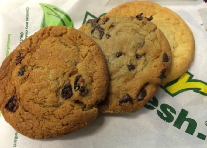 Subway Hilo - Chips and Cookies